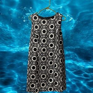 Elegant Black and White Patterned Midi Dress